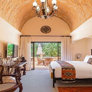 Master King Suite